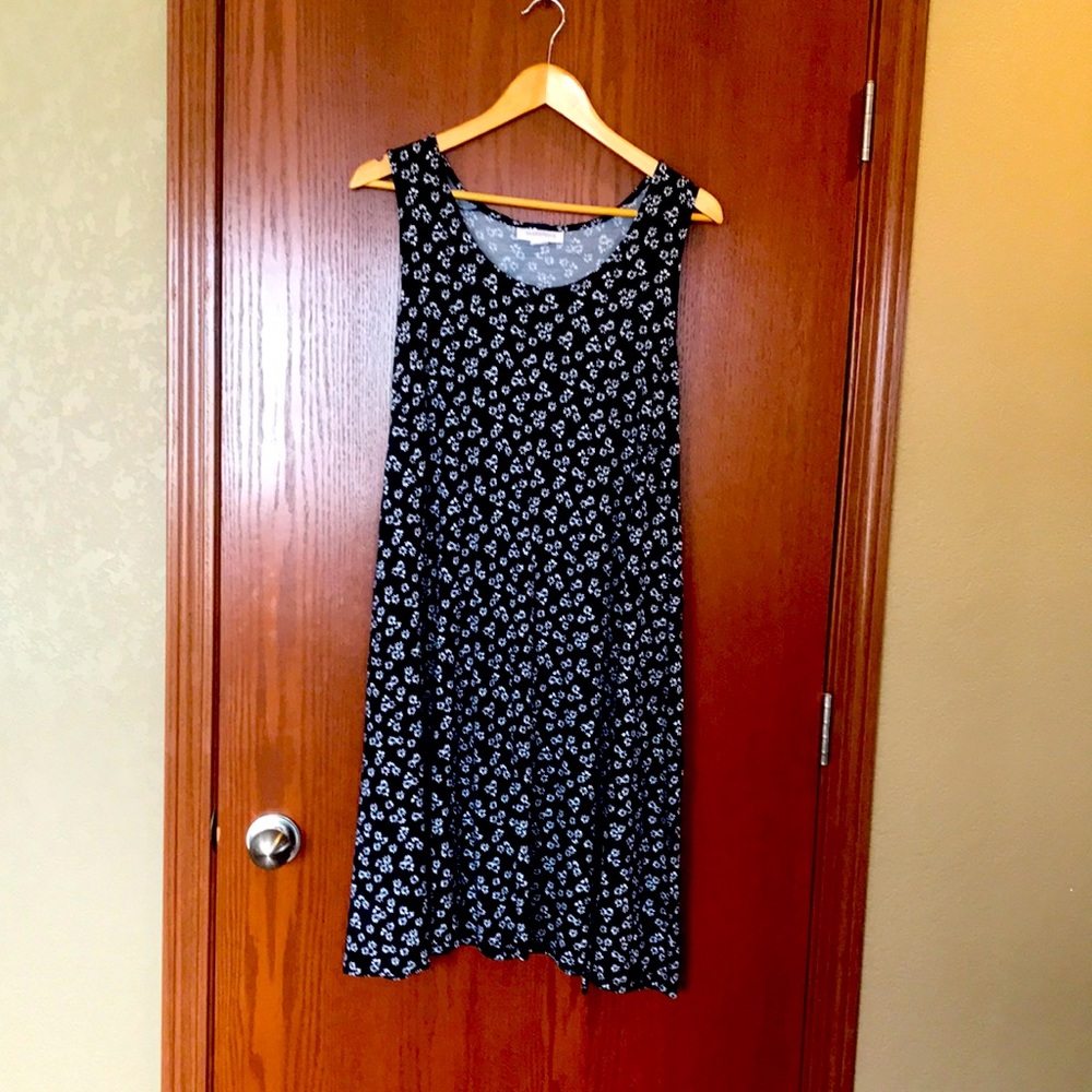 Navy floral maternity dress size extra large